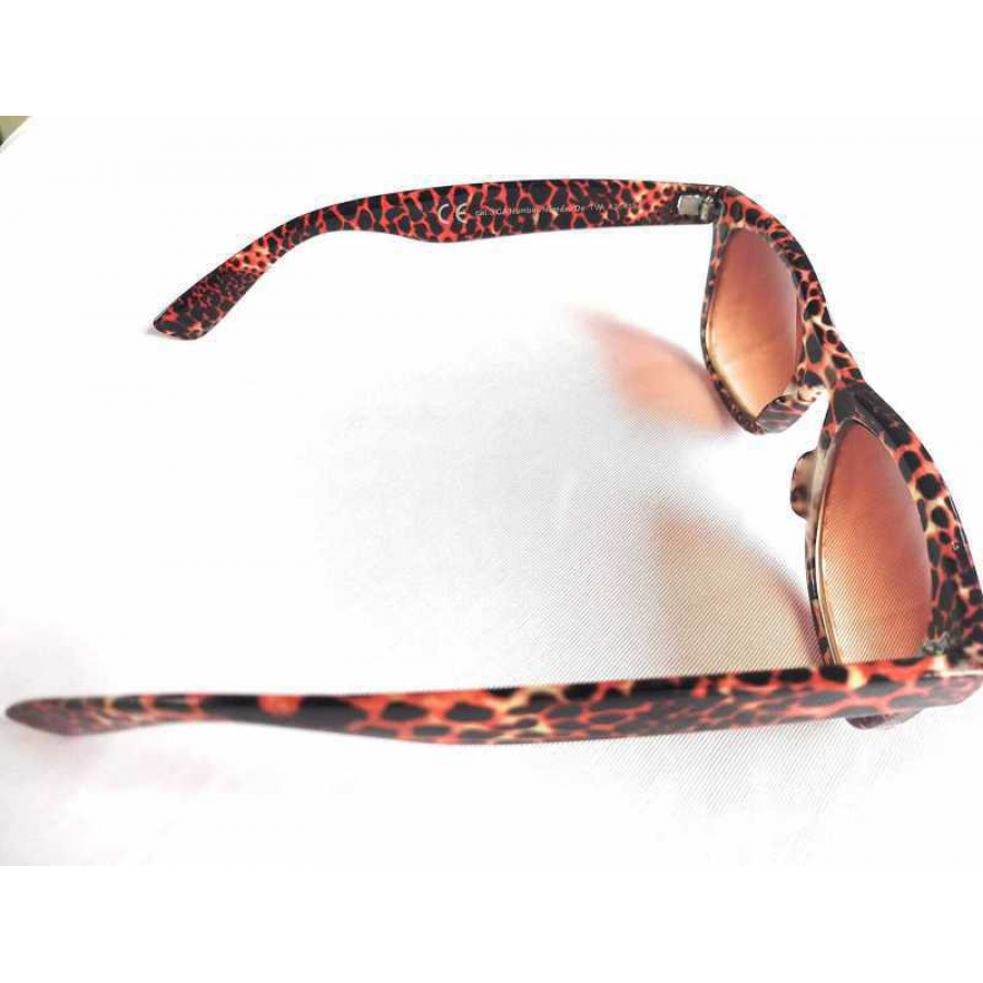 Brown Tiger Print Medium Oversized Wayfarer Shape Sunglass
